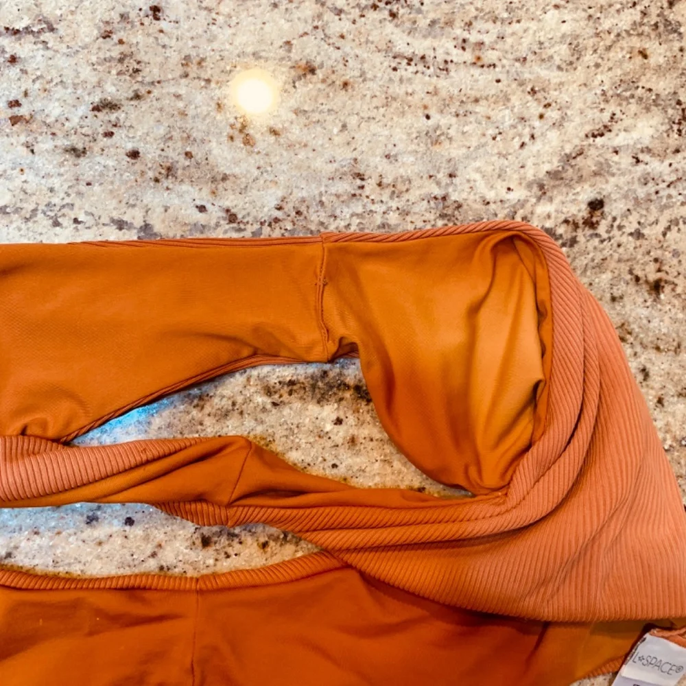 L* Space Lee Lee Ribbed Bikini Color AMBER Top and Bottom Size Large NWOT Beach - Picture 8 of 14